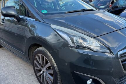 Peugeot 5008 184.000 km 2.490 &euro; Mainaschaff 63814