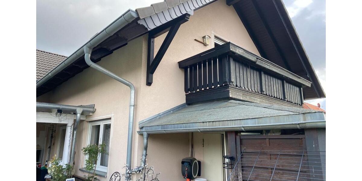 Einfamilienhaus Bad Salzungen - 8 Zimmer, 186 m&sup2;, 299.000&euro; | Angebot:25806627