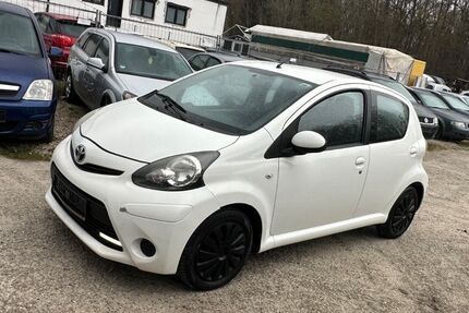 Toyota Aygo (X) 110.000 km 3.399 &euro; Schifferstadt 67105