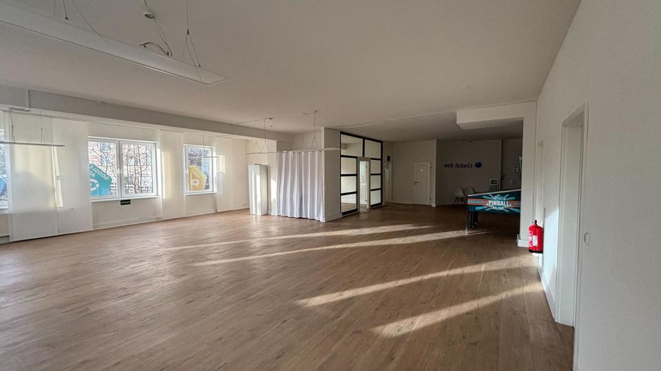 Gewerbeobjekt Bargteheide - 2.400&euro; | Angebot:25363448
