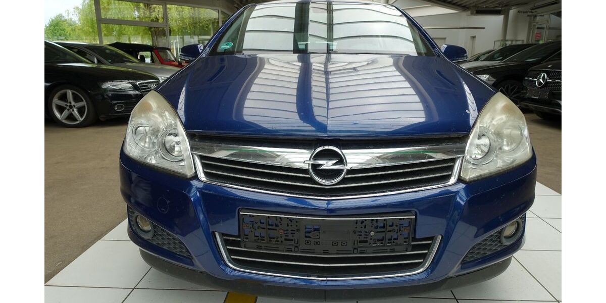 Opel Astra 107.565 km 4.990 &euro; Magdeburg 39130