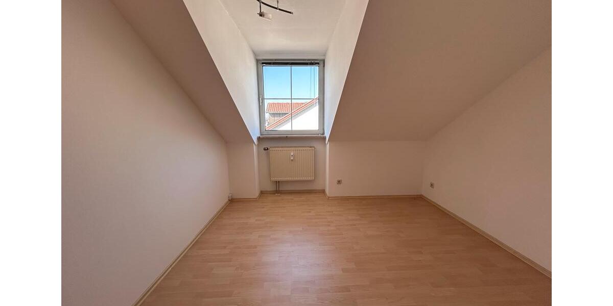 Dachgeschoßwohnung Ingolstadt - 2 Zimmer, 41 m&sup2;, 800&euro; | Angebot:25414088