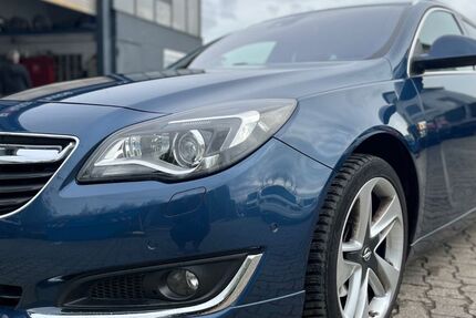 Opel Insignia 138.847 km 9.300 € Essen 45136