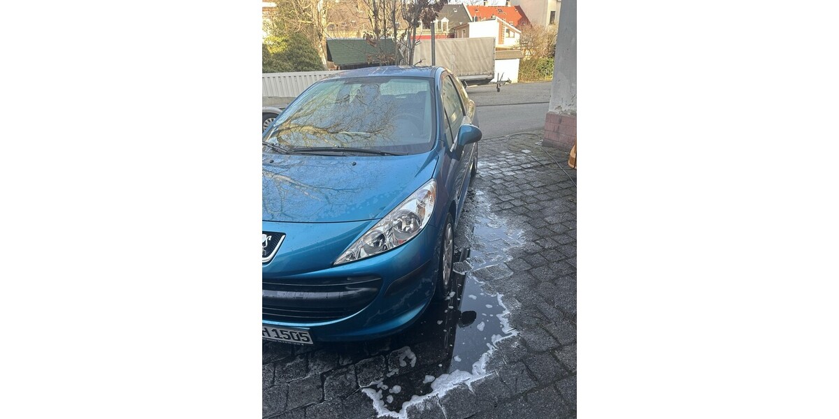 Peugeot 207 65.000 km 5.800 &euro; Meerane 08393