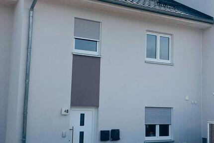 Wohnung Thalmässing - 5 Zimmer, 130 m&sup2;, 1.650&euro; | Angebot:26094395
