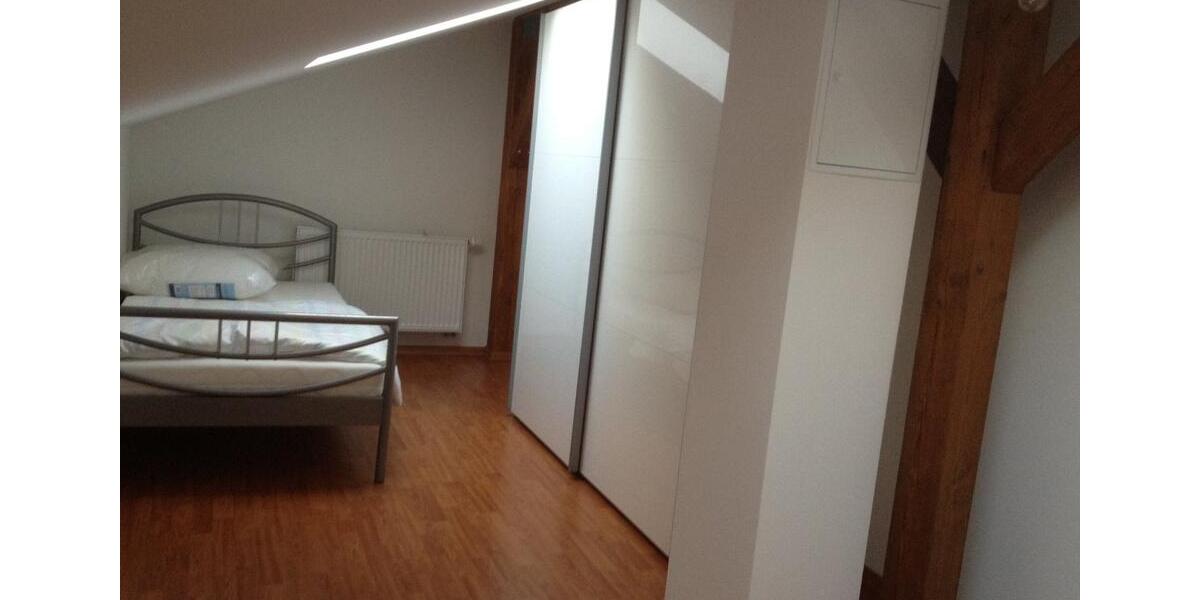 Dachgeschoßwohnung Ingolstadt Münchener Straße - 4 Zimmer, 95 m&sup2;, 1.290&euro; | Angebot:25509704