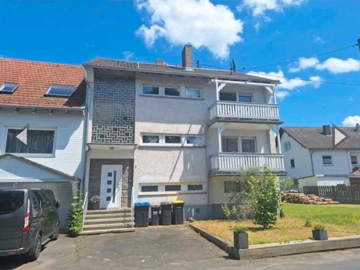 Einfamilienhaus Alsfeld - 9 Zimmer, 245 m&sup2;, 248.000&euro; | Angebot:24592841