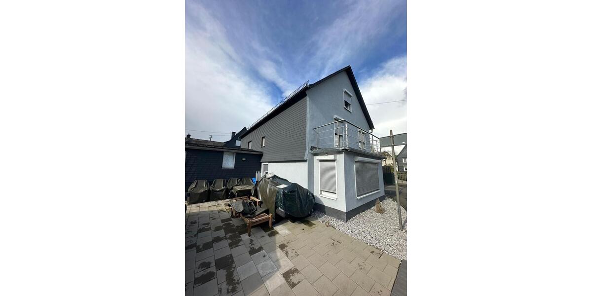 Mehrfamilienhaus, Wohnhaus Kreuztal - 8 Zimmer, 185 m&sup2;, 299.000&euro; | Angebot:26889254