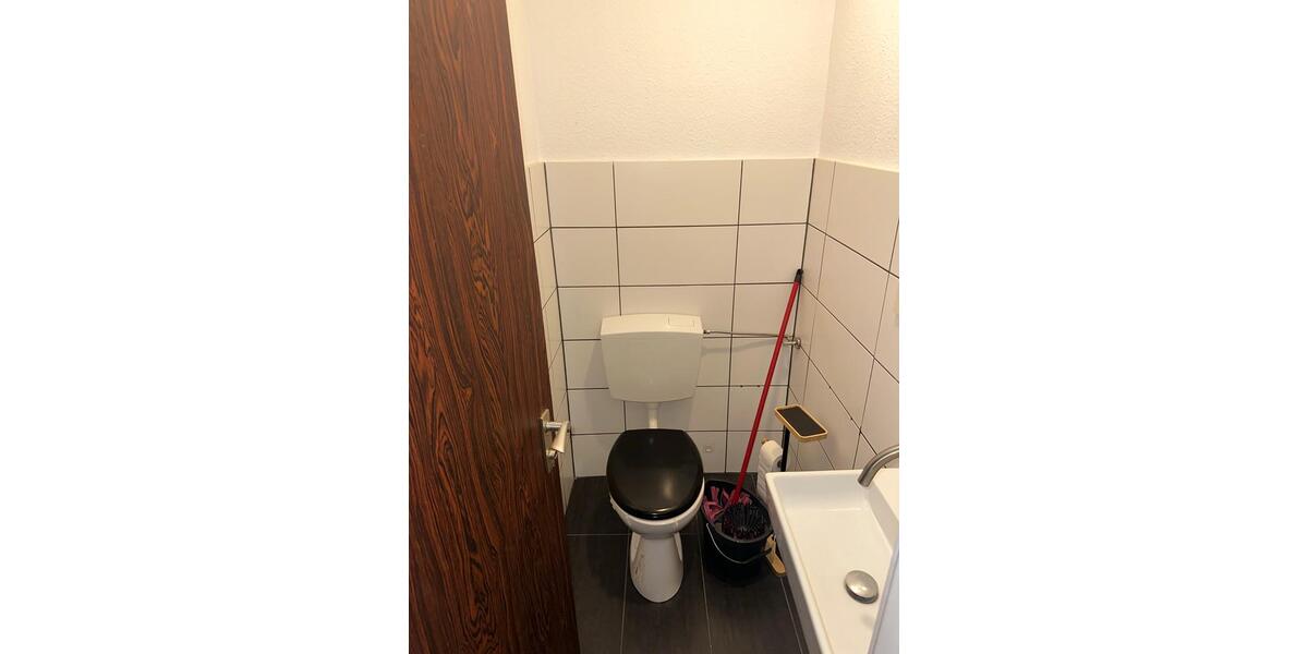 Einfamilienhaus Lohra - 4 Zimmer, 250 m&sup2;, 1.500&euro; | Angebot:25525289