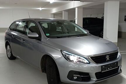 Peugeot 308 84.000 km 9.000 &euro; Wiesbaden 65187
