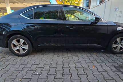 Skoda Superb 116.246 km 18.500 &euro; München 81475