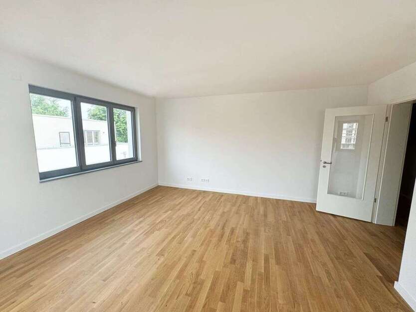 Wohnung zum Mieten in Nauen 860 € 78.31 m²