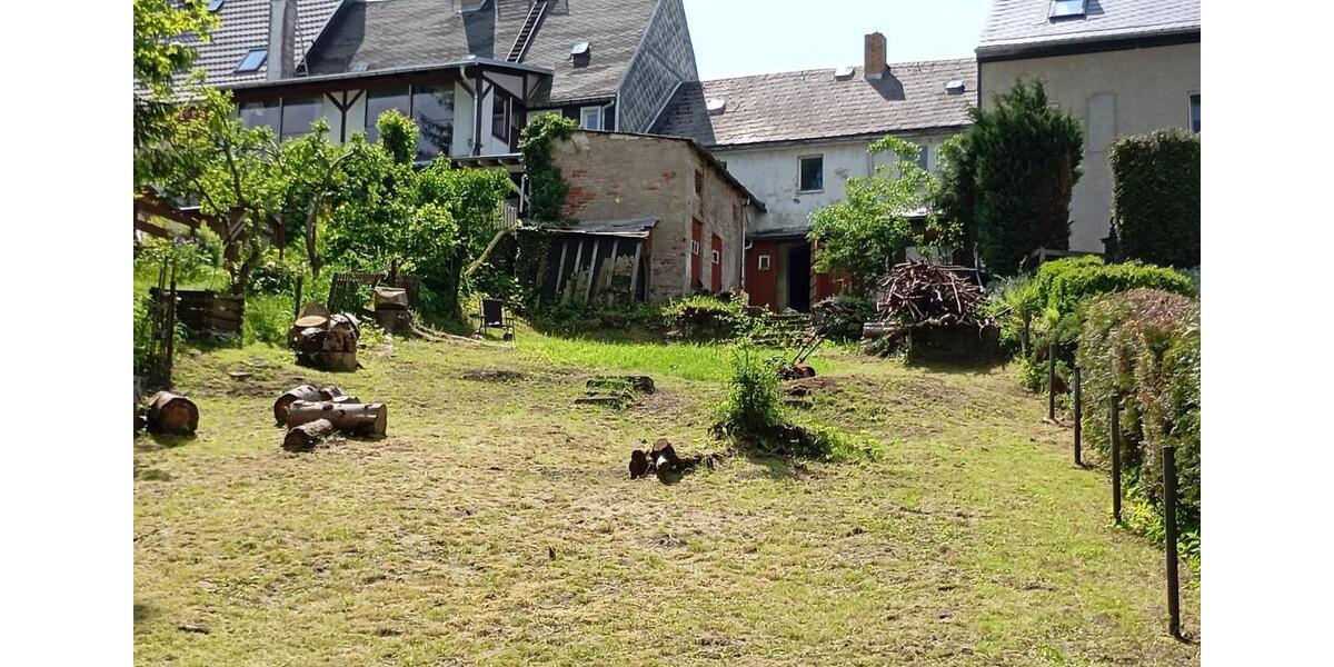 Reihenhaus Marienberg - 8 Zimmer, 120 m&sup2;, 43.000&euro; | Angebot:25057100