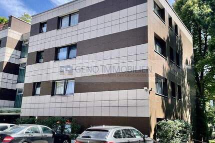 In Rüttenscheid! Mit Aufzug, Balkon und Tiefgaragenplatz! Nein? Doch! 4 zimmer