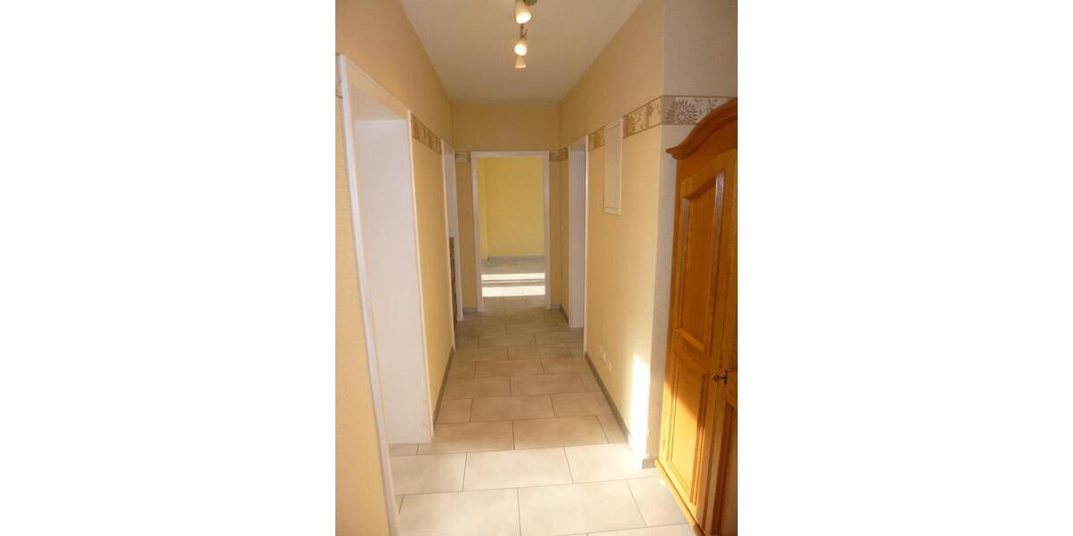 Erdgeschoßwohnung Duisburg Walsum - 4 Zimmer, 84 m&sup2;, 729&euro; | Angebot:26646852