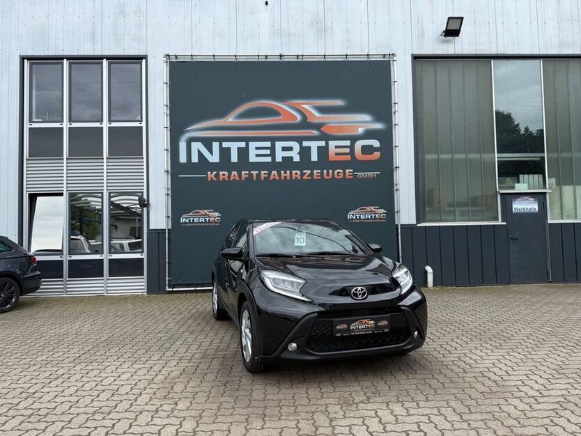 Aygo (X)