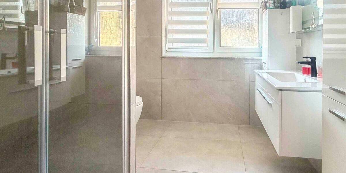 Reihenmittelhaus Köln Blumenberg - 7 Zimmer, 194 m&sup2;, 640.000&euro; | Angebot:26868896