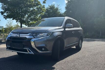 Mitsubishi Outlander 102.500 km 16.900 € Ockenheim 55437