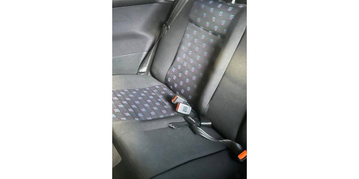 VW Golf 145.500 km 2.950 &euro; Mainburg 84048