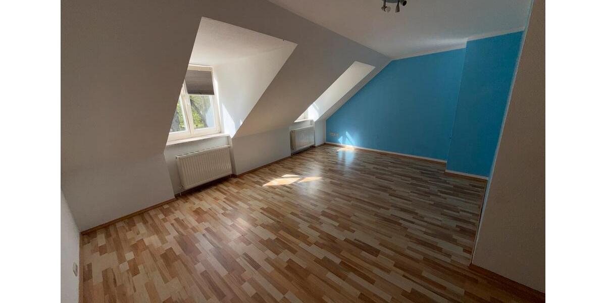 Etagenwohnung Pritzwalk - 6 Zimmer, 160 m&sup2;, 1.200&euro; | Angebot:26412835
