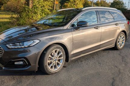 Ford Mondeo 124.900 km 17.750 € Rheine 48432