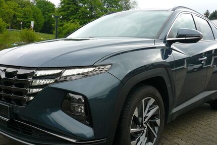 Hyundai TUCSON 92.400 km 21.490 &euro; Schneeberg 08289
