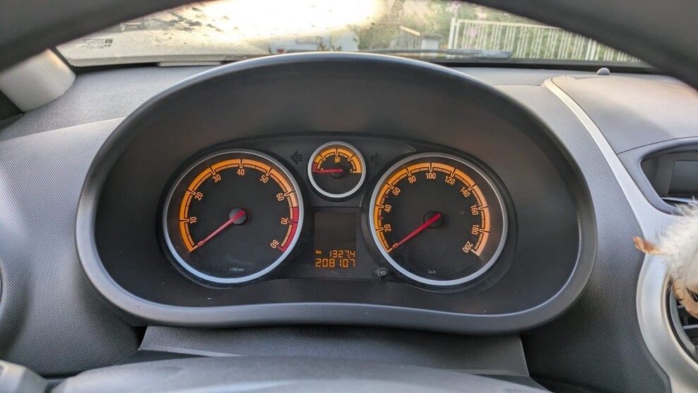 Opel Corsa D 210.000 km 2.000 € Neuwied 56564