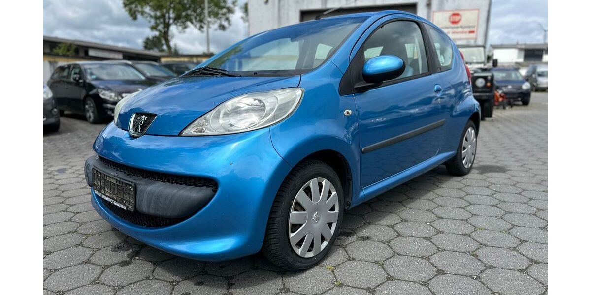 Peugeot 107 45.000 km 2.999 &euro; Elz 65604
