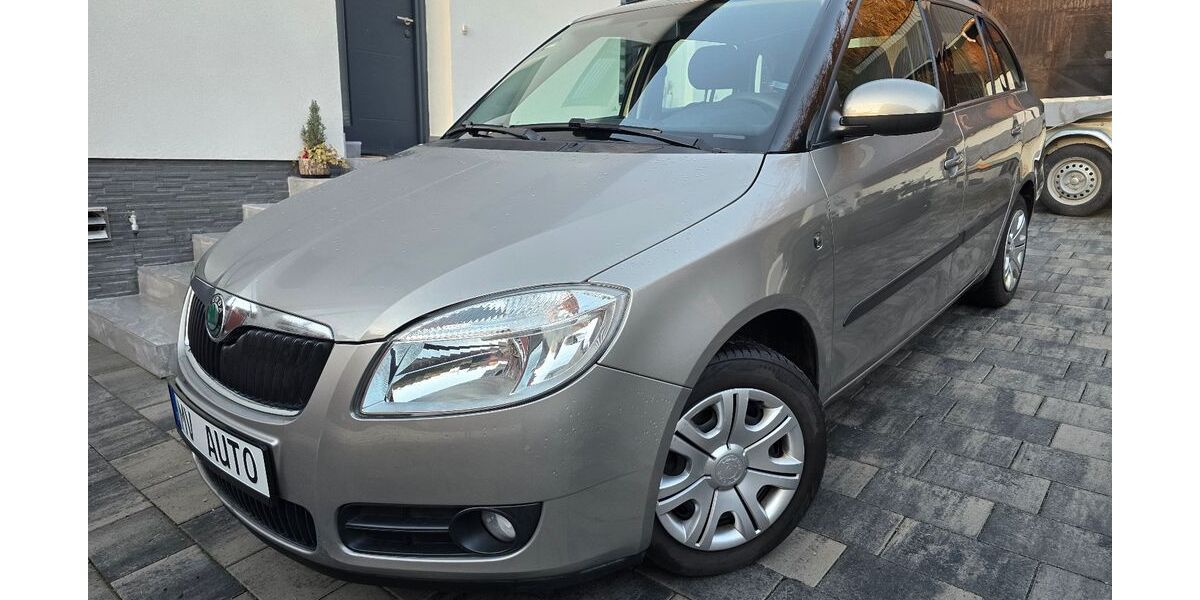 Skoda Fabia 125.000 km 2.747 &euro; Würzburg 97076