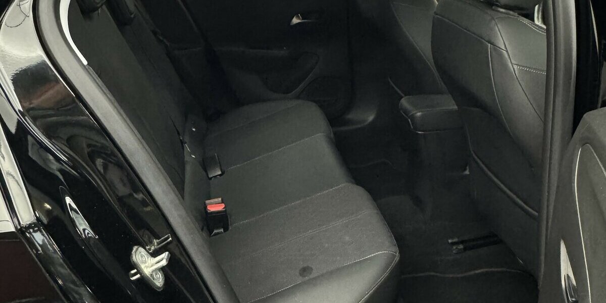 Opel Corsa 1.2 Turbo Elegance CarPlay DAB 46.331 km 11.220 &euro; Lich 35423