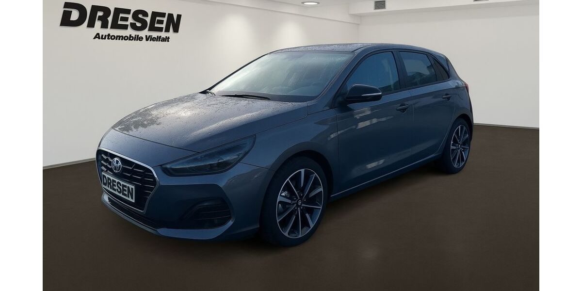 Hyundai i30 2.133 km 22.490 € Viersen 41747