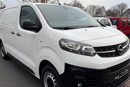 Opel Vivaro 270.000 km 7.599 &euro; Estenfeld 97230