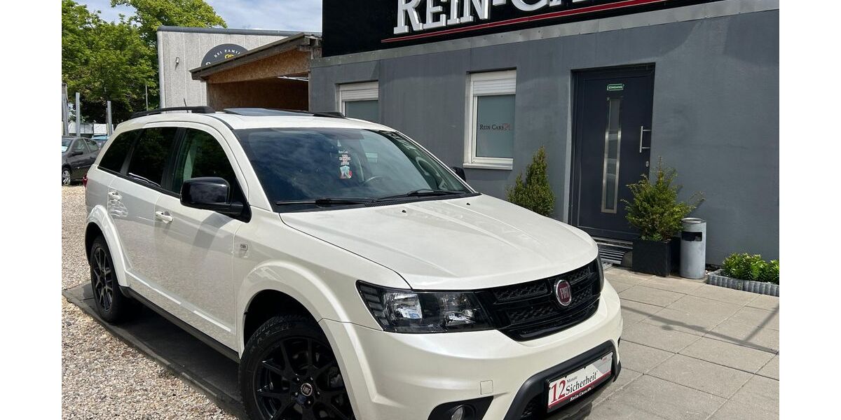 Fiat Freemont 83.000 km 11.990 &euro; Berlin 13088