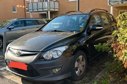 Hyundai i30 140.920 km 3.900 € Frankfurt am Maim 60433