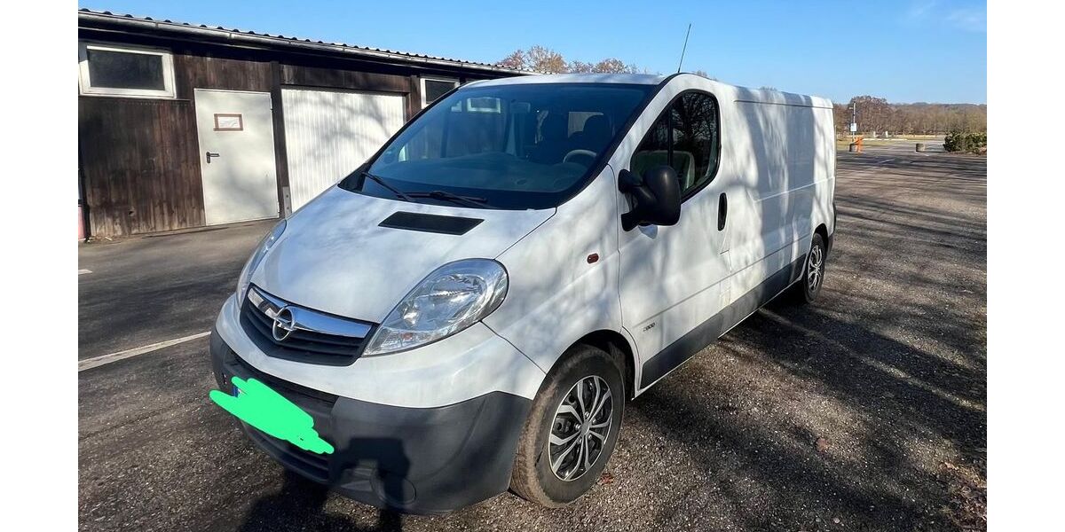 Opel Vivaro 267.000 km 3.900 &euro; SEEVETAL 21218