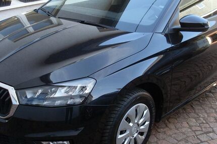 Skoda Fabia 28.700 km 14.750 &euro; Waldheim 04736