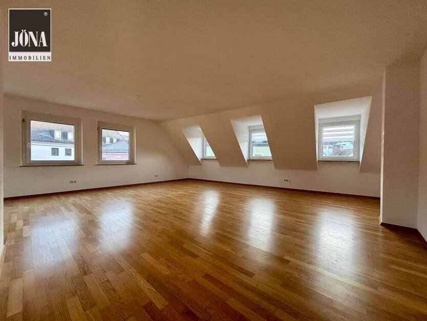 Wohnung zum Mieten in Kulmbach 1.075 € 138 m²