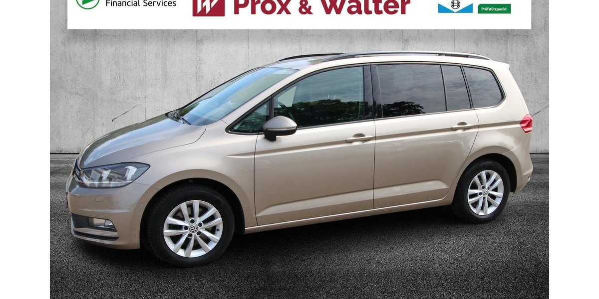 VW Touran 1.6 TDI BMT 7-DSG Comfortline NAVI+ACC 151.032 km 13.900 &euro; Hagenow 19230