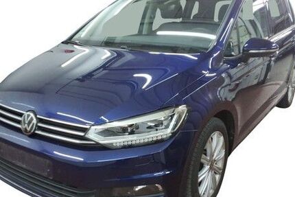 VW Touran 23.320 km 29.990 &euro; Kronshagen 24119