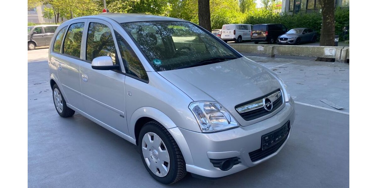 Opel Meriva 57.000 km 2.750 &euro; München 80809