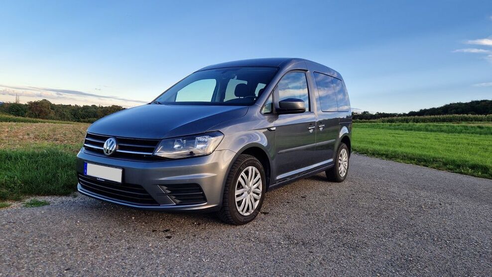 VW Caddy 66.500 km 20.600 € Engen 78234
