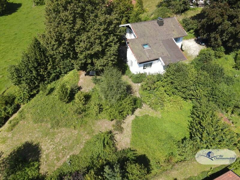 Traumhaftes Grundstück mit Altbestand und unverbaubarem Bergblick