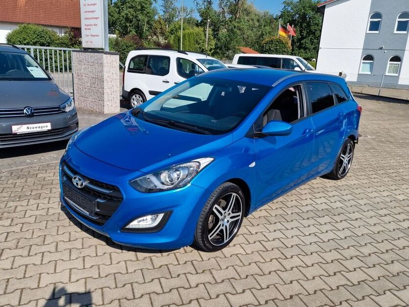 i30