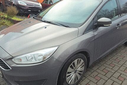 Ford Focus 182.800 km 4.490 &euro; Chemnitz 09114