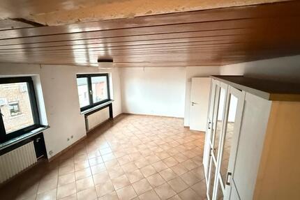 Wohnung Elsdorf - 7 Zimmer, 125 m&sup2;, 1.750&euro; | Angebot:24682938