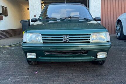 Peugeot 205 136.000 km 7.900 &euro; Wetter 35083