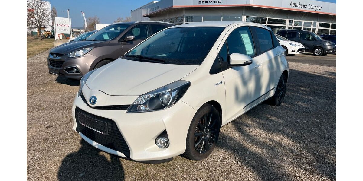 Toyota Yaris 94.145 km 10.490 &euro; Apolda 99510