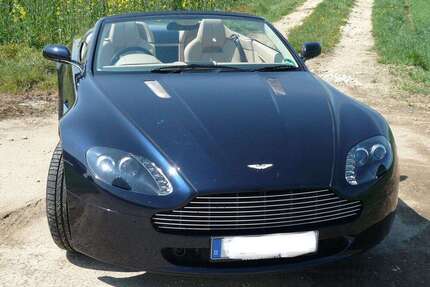 Aston Martin V8