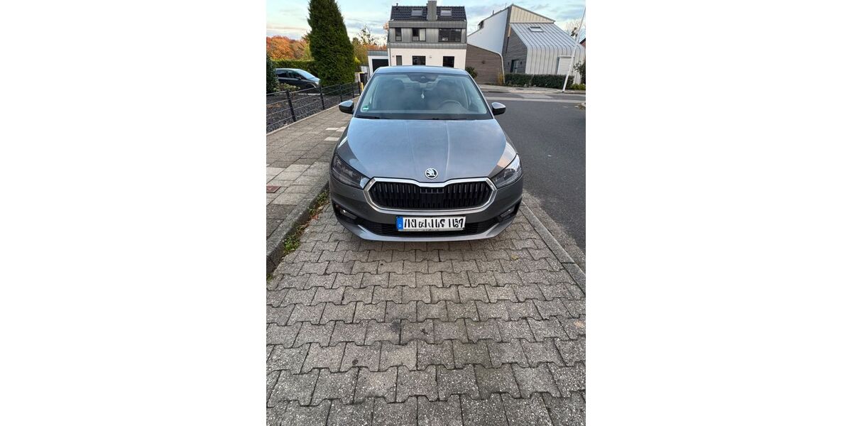 Skoda Fabia 23.000 km 18.990 &euro; Herzogenrath 52134