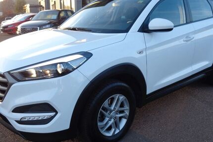 Hyundai TUCSON 71.000 km 15.700 &euro; Lebach 66822